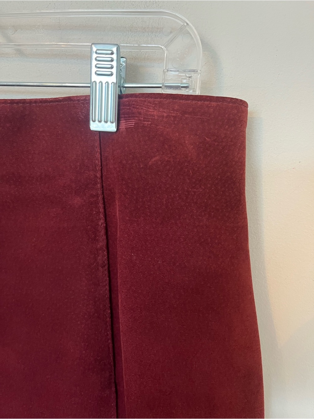 Danier Burgundy Midi Skirt - Picture 3 of 11